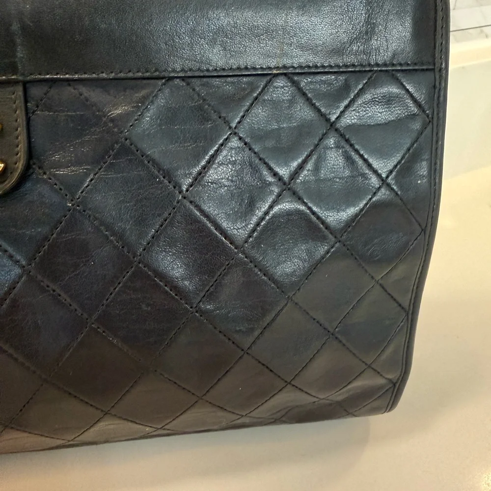 CHANEL Black Vintage Quilted Clutch with Gold 24k Logo - Picture 5 of 16